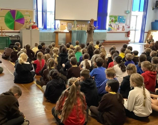 This morning we had a special visitor to school. The Mayor of Melton, Siggy Atherton join us to tell us about her role as Mayor. The children asked her lots of questions. Pupil Parliament will be going down to see Siggy at the council offices next half term.