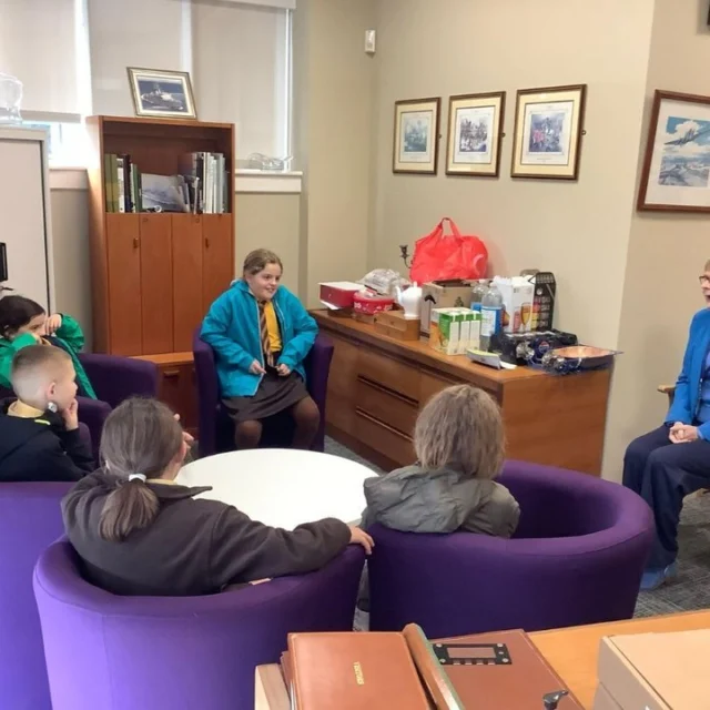 Our Pupil Parliament had an amazing visit at our council offices. They had the chance to elect their own mayor and hold a meeting.